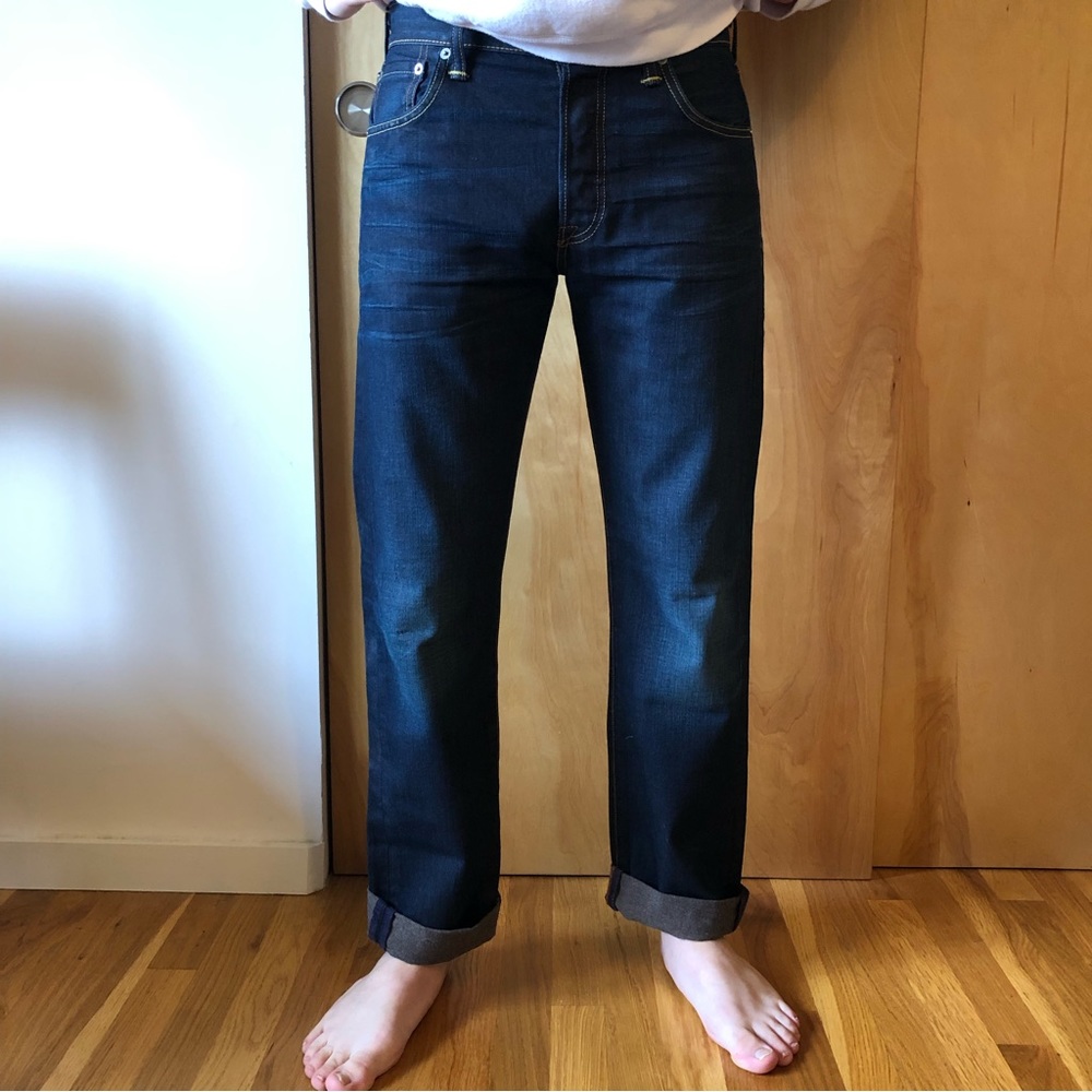 LEVI’S 501 Dark Wash 30x32